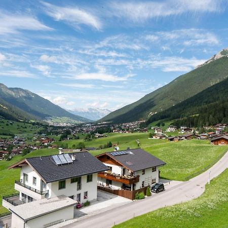 Cosy Apartment In Neustift In The Stubaital Neustift im Stubaital Exteriör bild